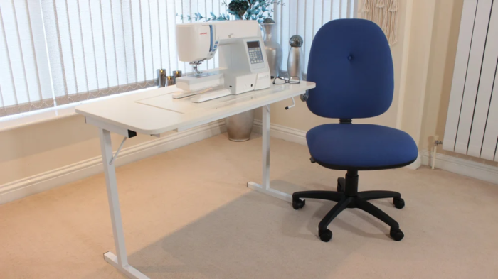 Horn Hide-Away Mk2 Table