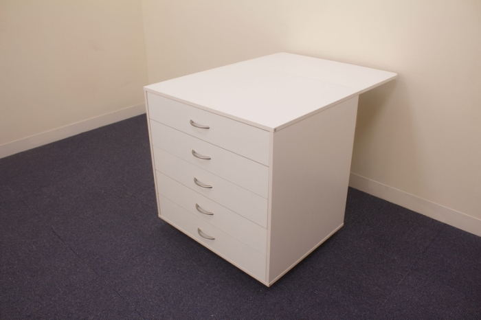 Horn 5 Drawer Unit