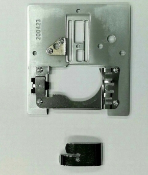 Janome 200423009 | Straight Stitch Foot & Needle Plate Set for Jem