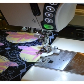 Janome 202100003 | Edge Stitch Foot SE | Category D