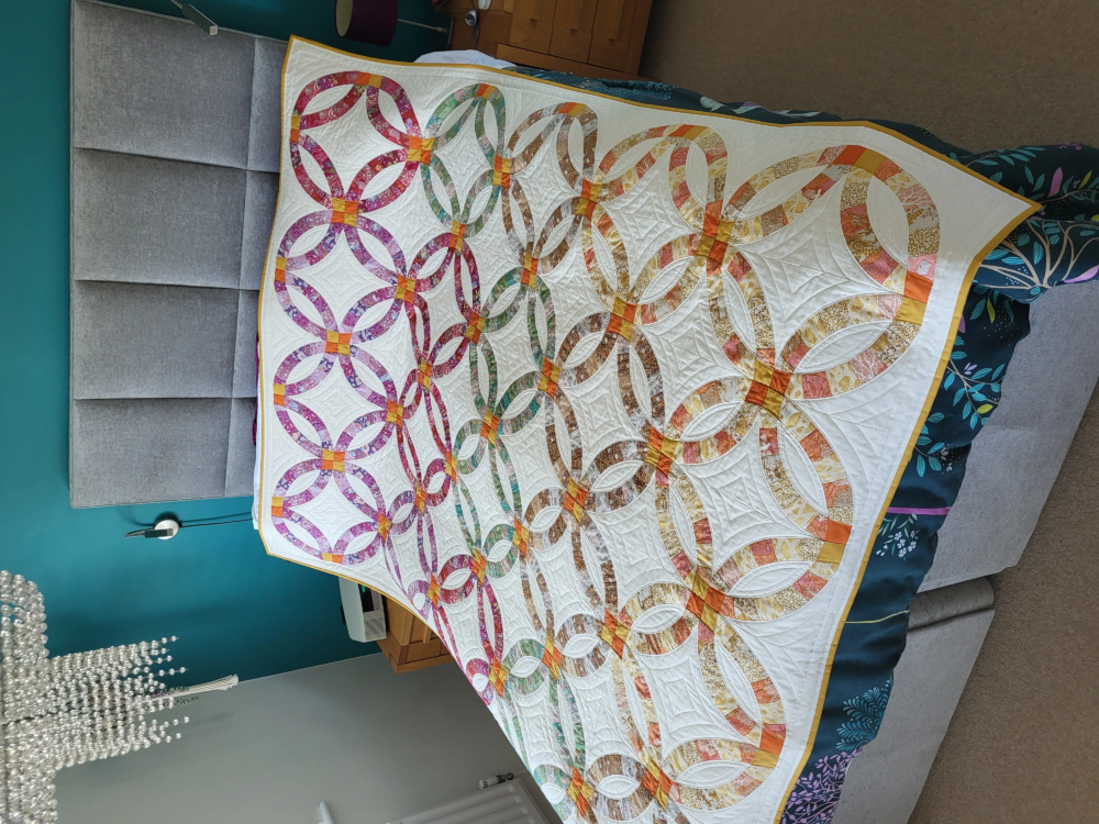Double wedding ring quilt