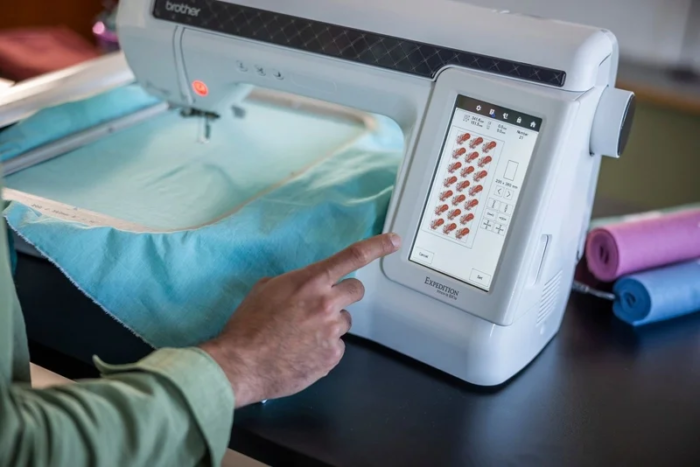 Brother Expedition Innov-Is BX1E Embroidery Machine
