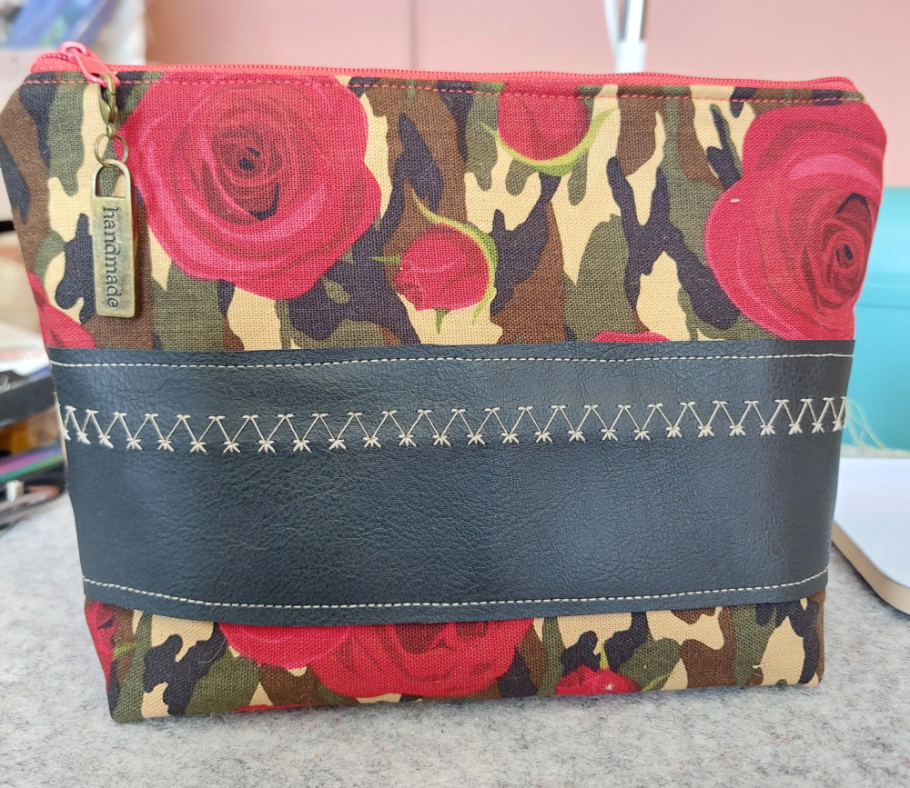 Rose clutch bag